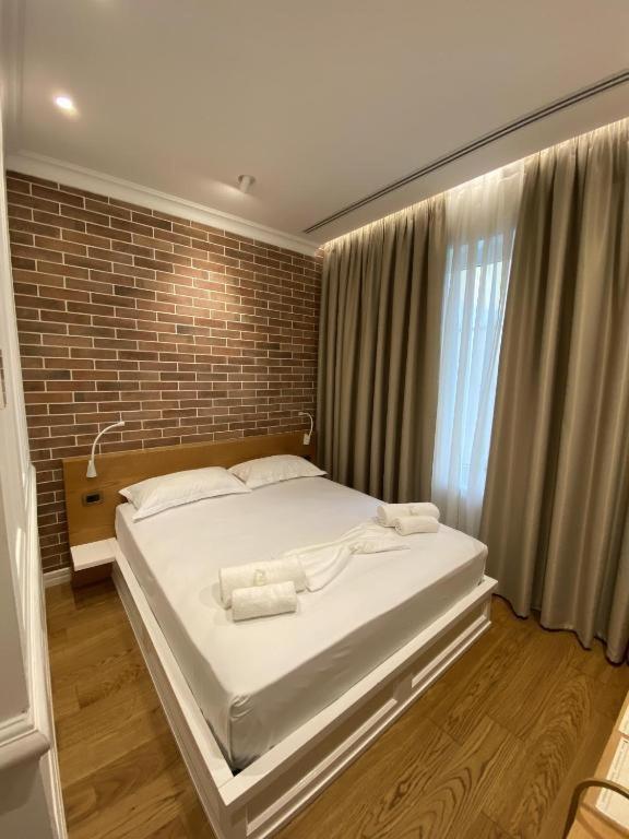 Crown Boutique Hotel Durres Exterior photo