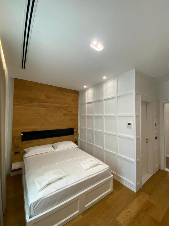 Crown Boutique Hotel Durres Exterior photo