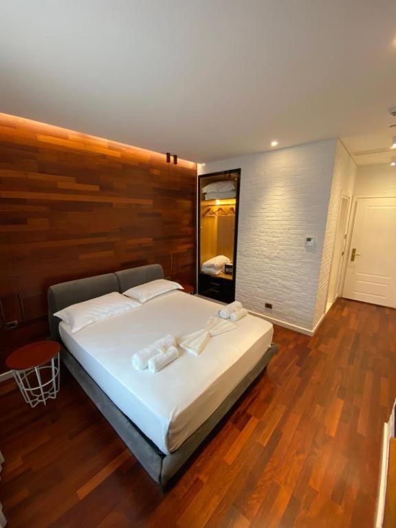 Crown Boutique Hotel Durres Exterior photo