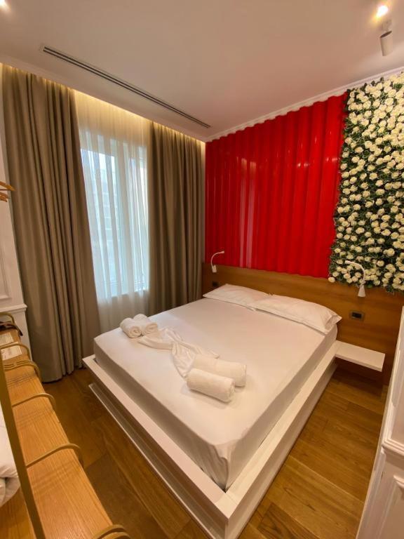 Crown Boutique Hotel Durres Exterior photo